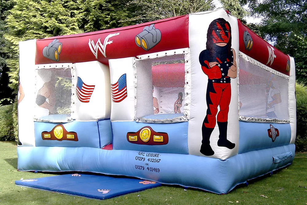 Customized size  inflatable structure boxing bounce castle mat with a roof for adults and kids wrestling ring