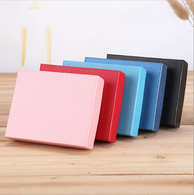 Kraft paper heaven and earth Cover Wallet box exquisite black key case square packing color jewelry gift box