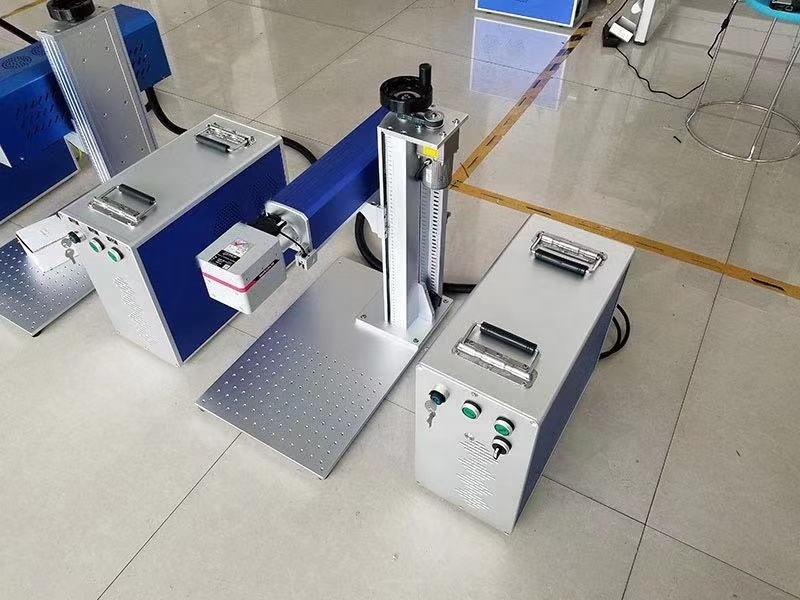 Pratt 30w 50w 100w Fiber Laser Marking Machine For Steel Pen Laser 30w Metal Engraving Machinery With Customized Pen Conveyor Be