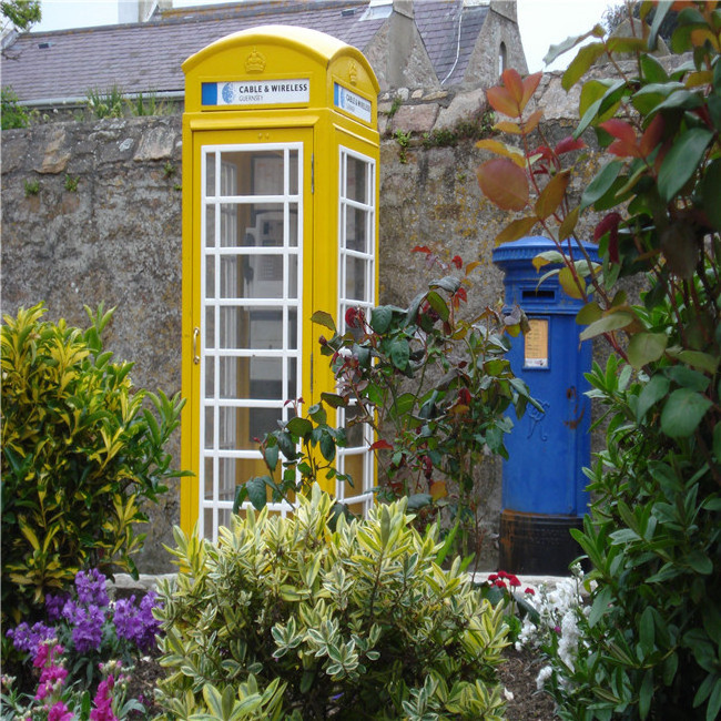 London cabinet office gold yellow phone booth soundproof telephone booth for sale