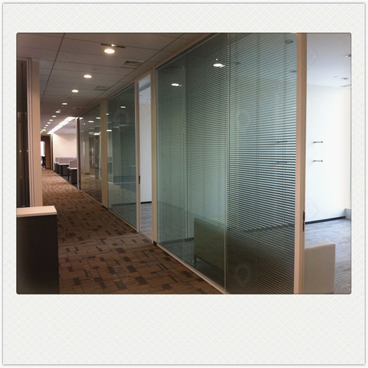 Customized interior aluminum/glass/wooden wall used for office/meeting room/house partitions