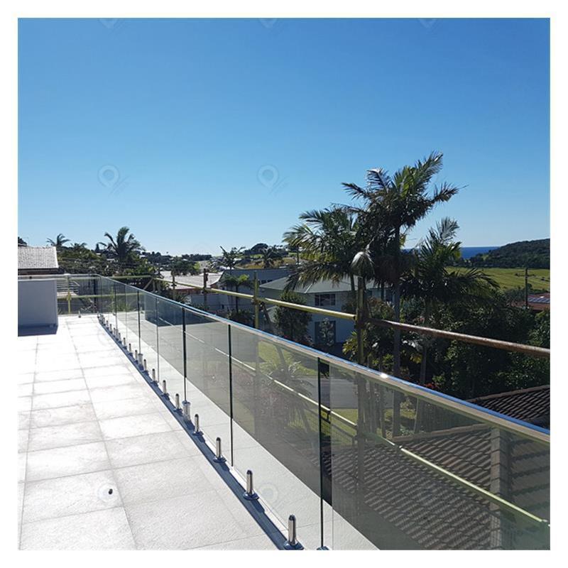 China Professional Manufacturer Led Glass Railing  Stainless Steel Baluster Glass Railing  Deck Fence Round Spigots Balustrade R