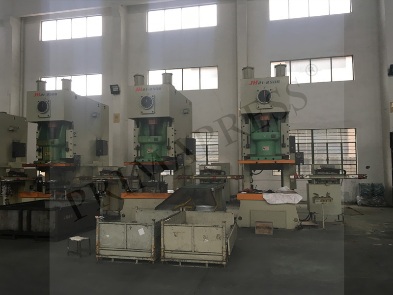 JH21-110T Pneumatic deep-throat hole punching machine for plate iron