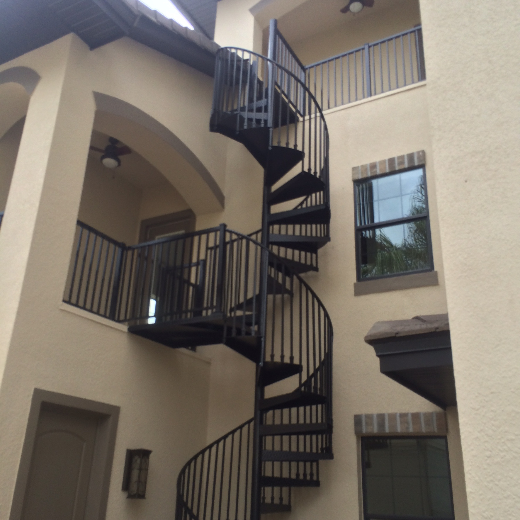 Prima Stair Outdoor Stairs With Landing Steel Staircase Prefabricated Modern Luxury Stair Building Staircase