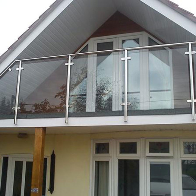 Simple stainless steel glass parapet parapet wall Post modern glass railing