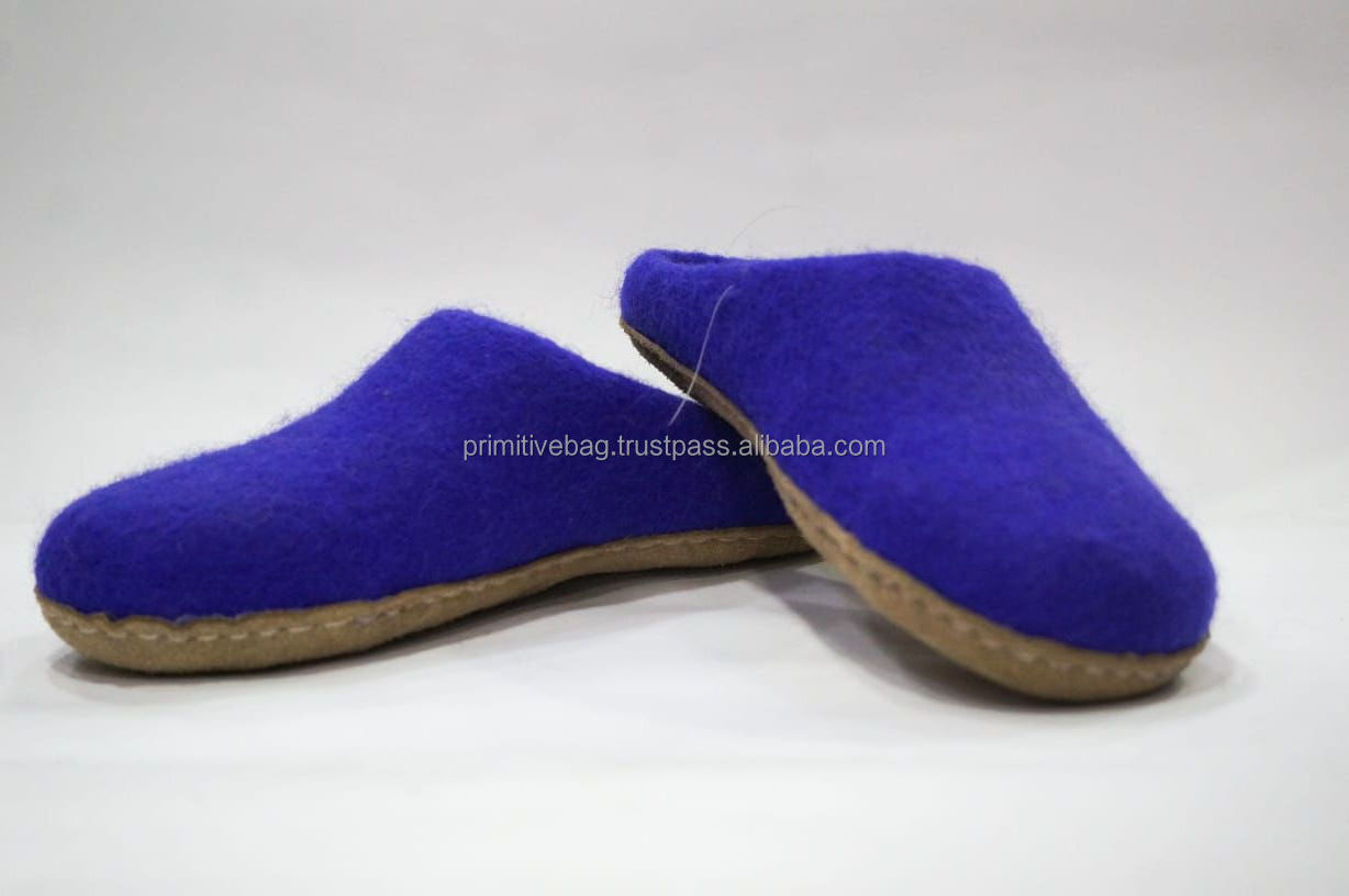 Lightweight felt wool slipper handmade by women happy sheep wool fair trade indoor wear custom size and design wool slippers