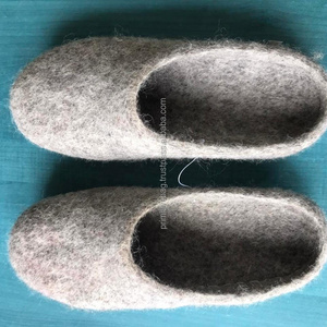 Lightweight felt wool slipper handmade by women happy sheep wool fair trade indoor wear custom size and design wool slippers