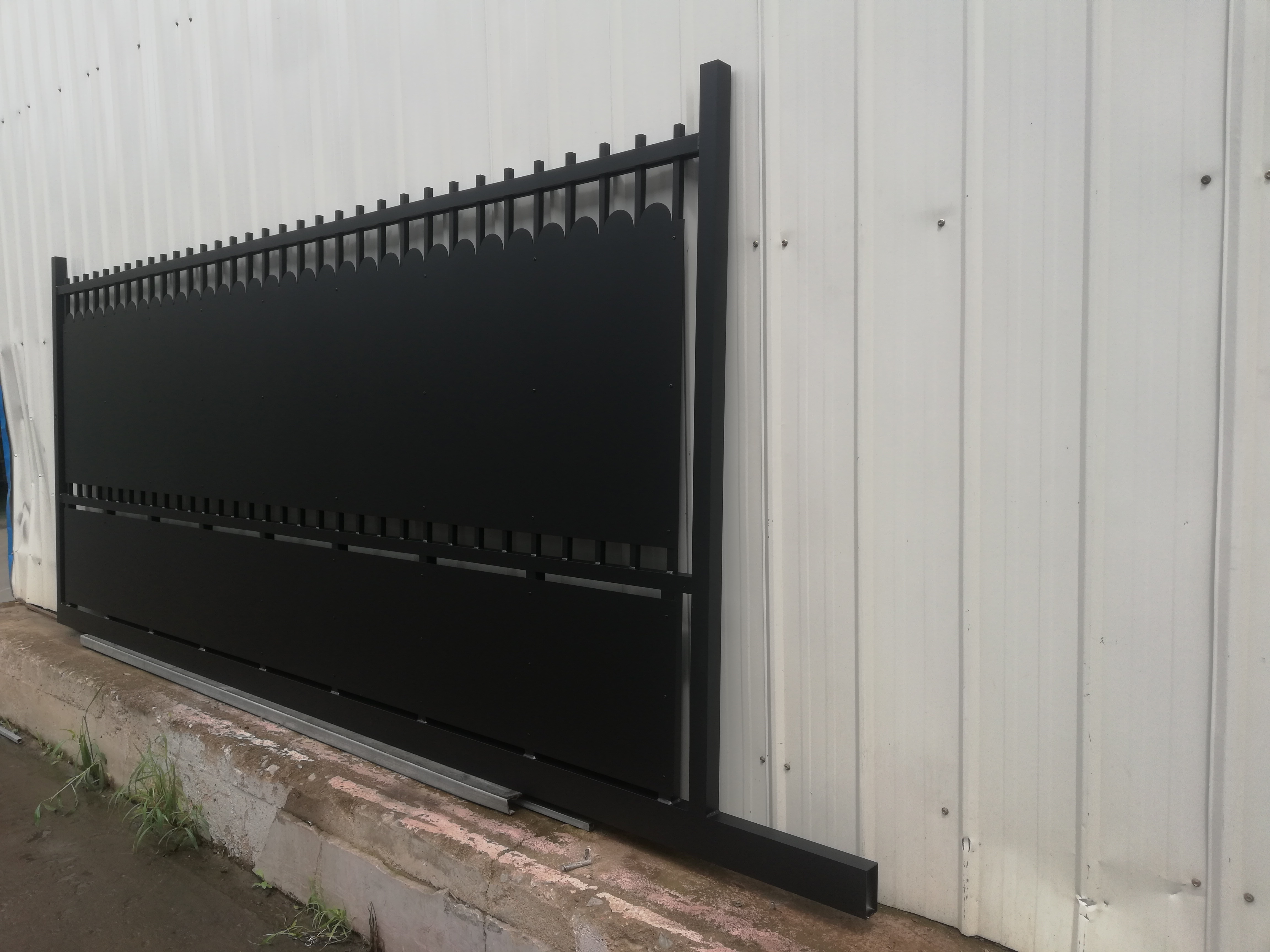 2022 New Style Aluminum Sliding Gate Customized Driveway Gate