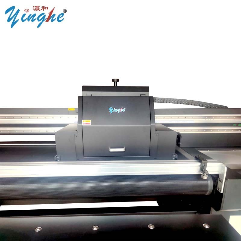 Yinghe 1.8m UV Hybrid Printer with 5pcs Ricoh G5 Printhead  Billboard Carpet Leather Printing Machine