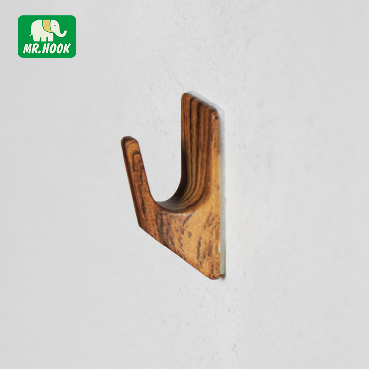 2020 Eco friendly Decorative Hanging Plastic Hooks of Wood Veins