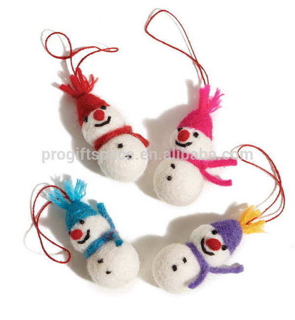 2023 fashion hotsell handmade felt crafts wholesale hanging decorations product cute Christmas dolls snowman made in China