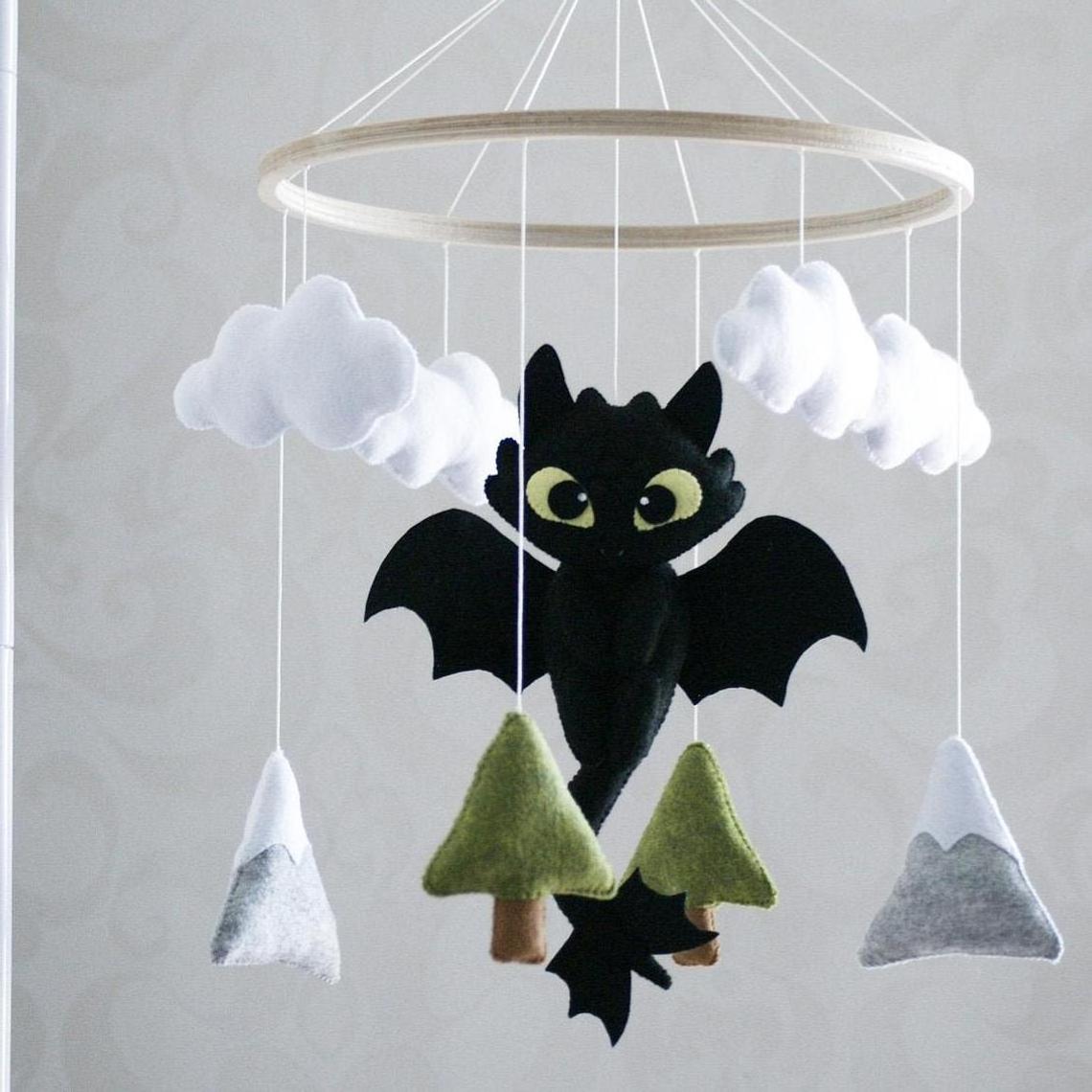 oem high quality hot handmade plush hanging felt toys toothless dragon nursery crib baby mobile