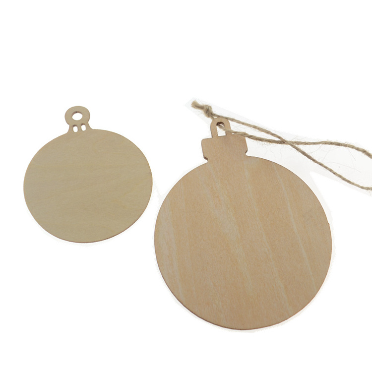 Hot new wholesale blank round baubles wood slices discs with twines unfinished wooden Christmas ornaments for hanging decoration