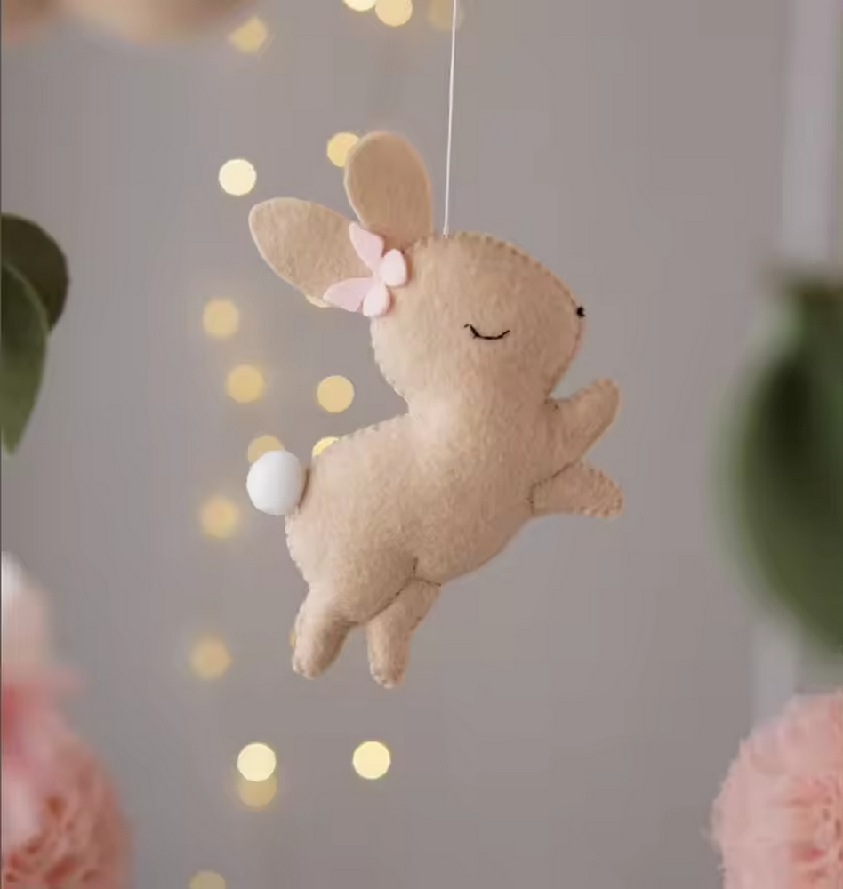 Most popular custom design handmade cloud moon star flower felt bunny rabbit baby mobile for girls nursery bed room decoration