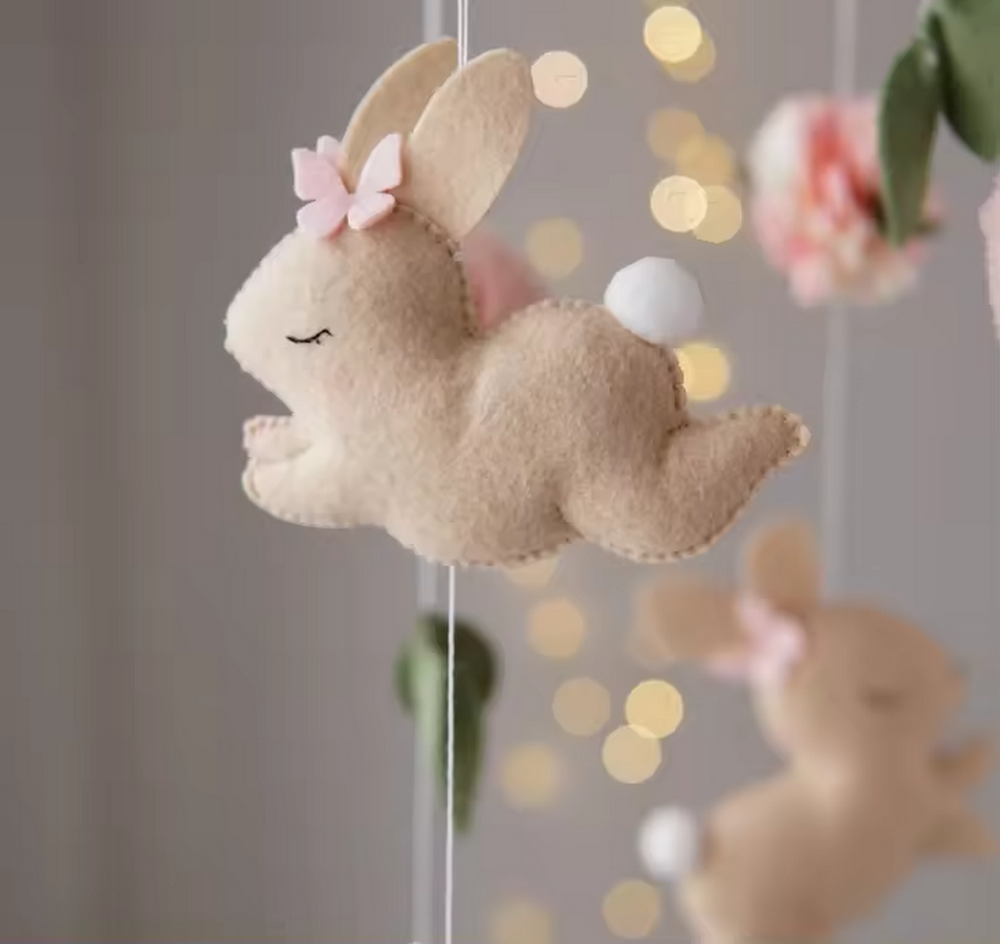 Most popular custom design handmade cloud moon star flower felt bunny rabbit baby mobile for girls nursery bed room decoration