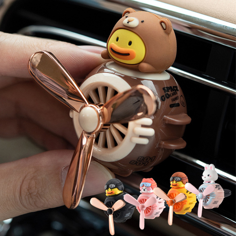 Car Perfume Diffuser Cartoon Bear Pilot Automotive Air Outlet Solid Fragrance Perfume Decoration Car Air Fresheners