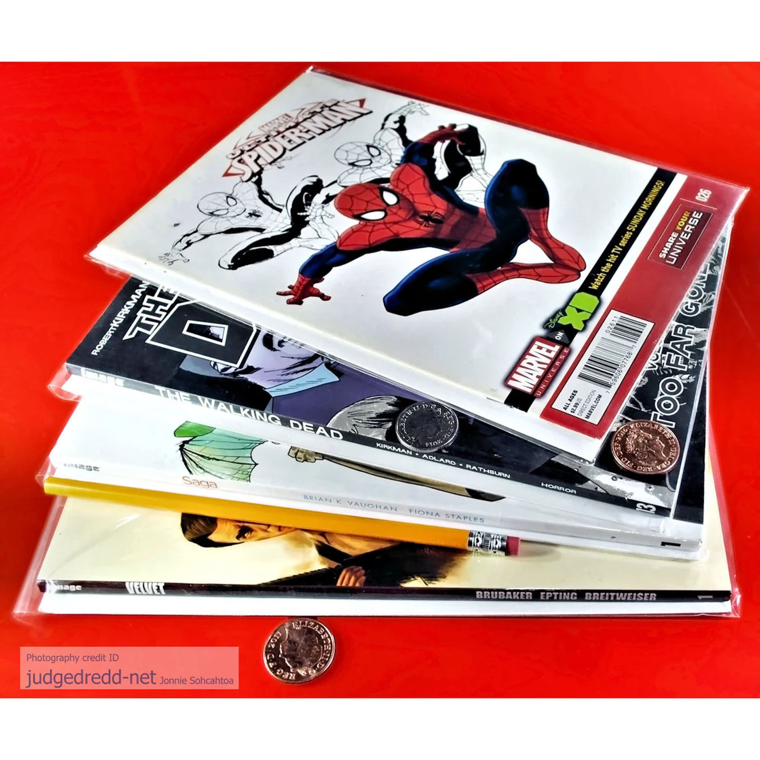 Wholesale Customizable Comics Book Protector Sleeves and Acid Free Board Cmic Book Bags and Backing Boards