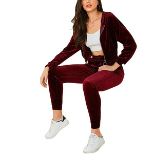 OEM Casual Maroon Women Fashion Custom Plain Velour Tracksuit Women Velvet Joggers Tracksuits Women New Winter Jacket Tracksuits