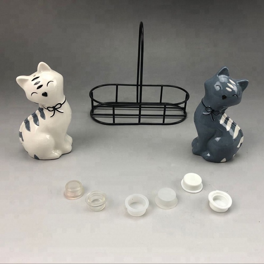 Wholesale cheap cat shape animal ceramic salt and pepper shaker set