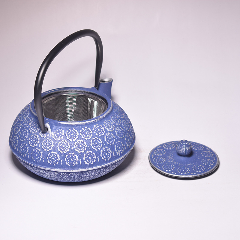 32oz Blue Flower Design Teapot Coated with Enameled Interior Tea Kettle Cast Iron Teapot with Stainless Steel Infuser