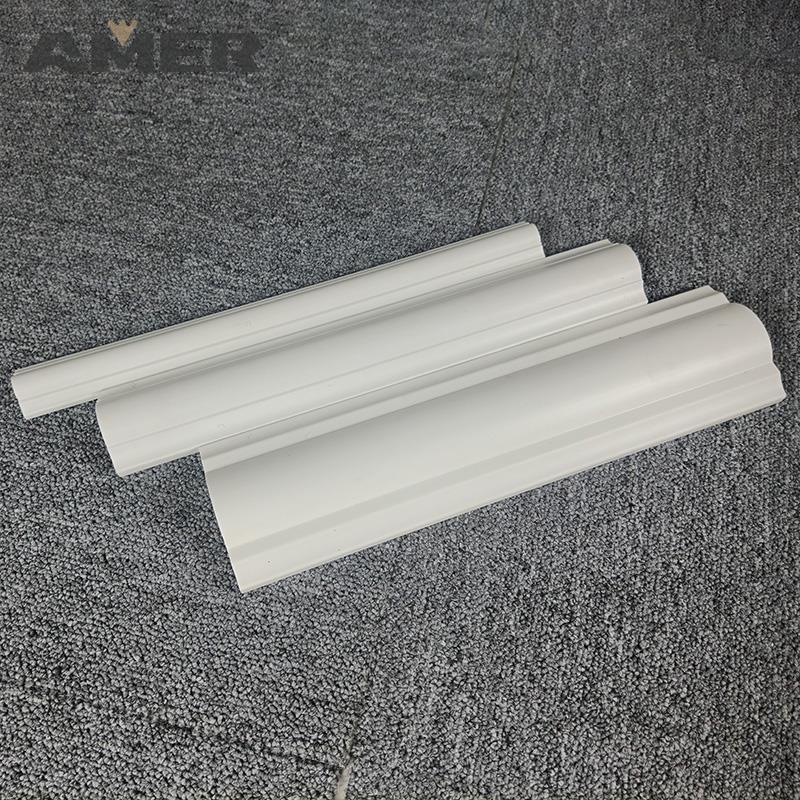 Rongke OEM factory wholesale wood wainscoting mould strip panels decorative white interior wall skirting