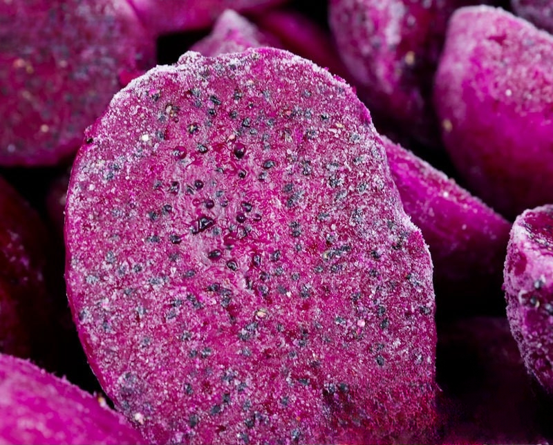 Wholesale of frozen fresh fruits, high-quality frozen fresh, Chinese origin frozen dragon fruit chunks