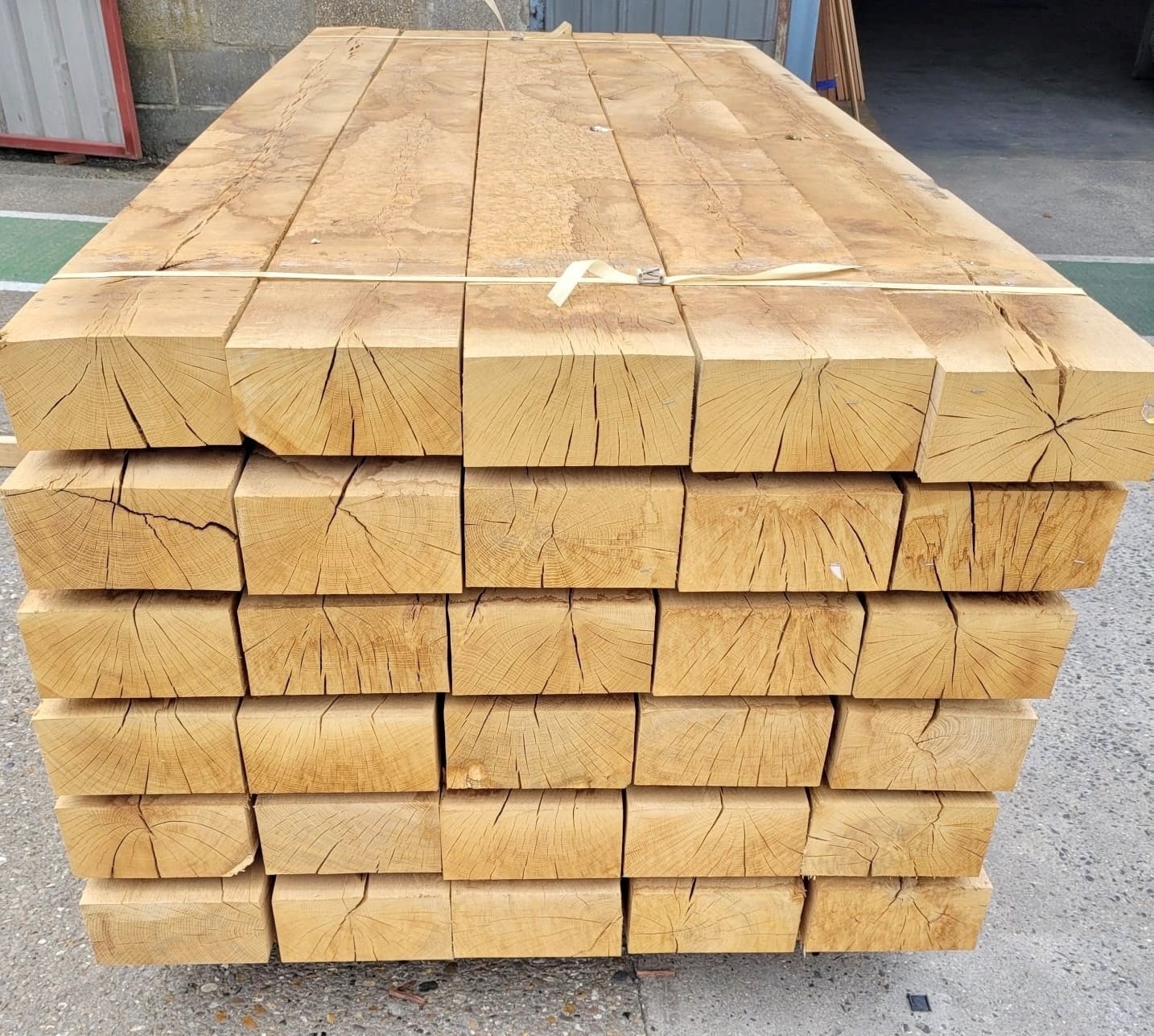 Oak Railway Sleeper | 2.4m x 200mm x 100mm We provide competitive pricing