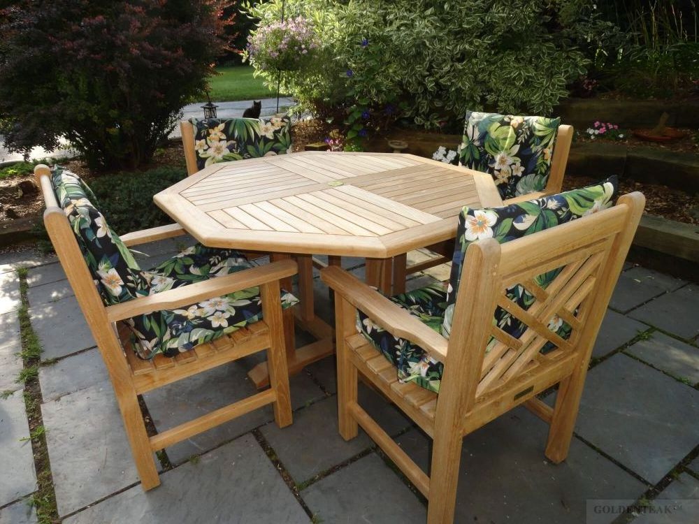 Teak solid wood Mananta Dining Garden set with natural oil finish for outdoor dining use