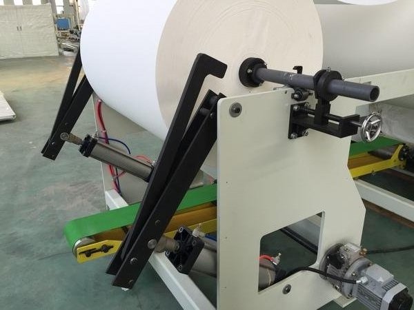 Hot Sale Non woven Disposable 100% Cotton Wet-Wipes Face Towel Making Folding Machine Price