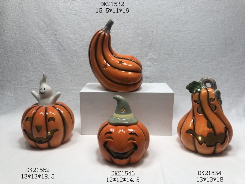 Customize Wholesale 2022 New Style Halloween Pumpkin Party Ornaments Artwork Decorative Crafts Funny Halloween Ornaments Pumpkin