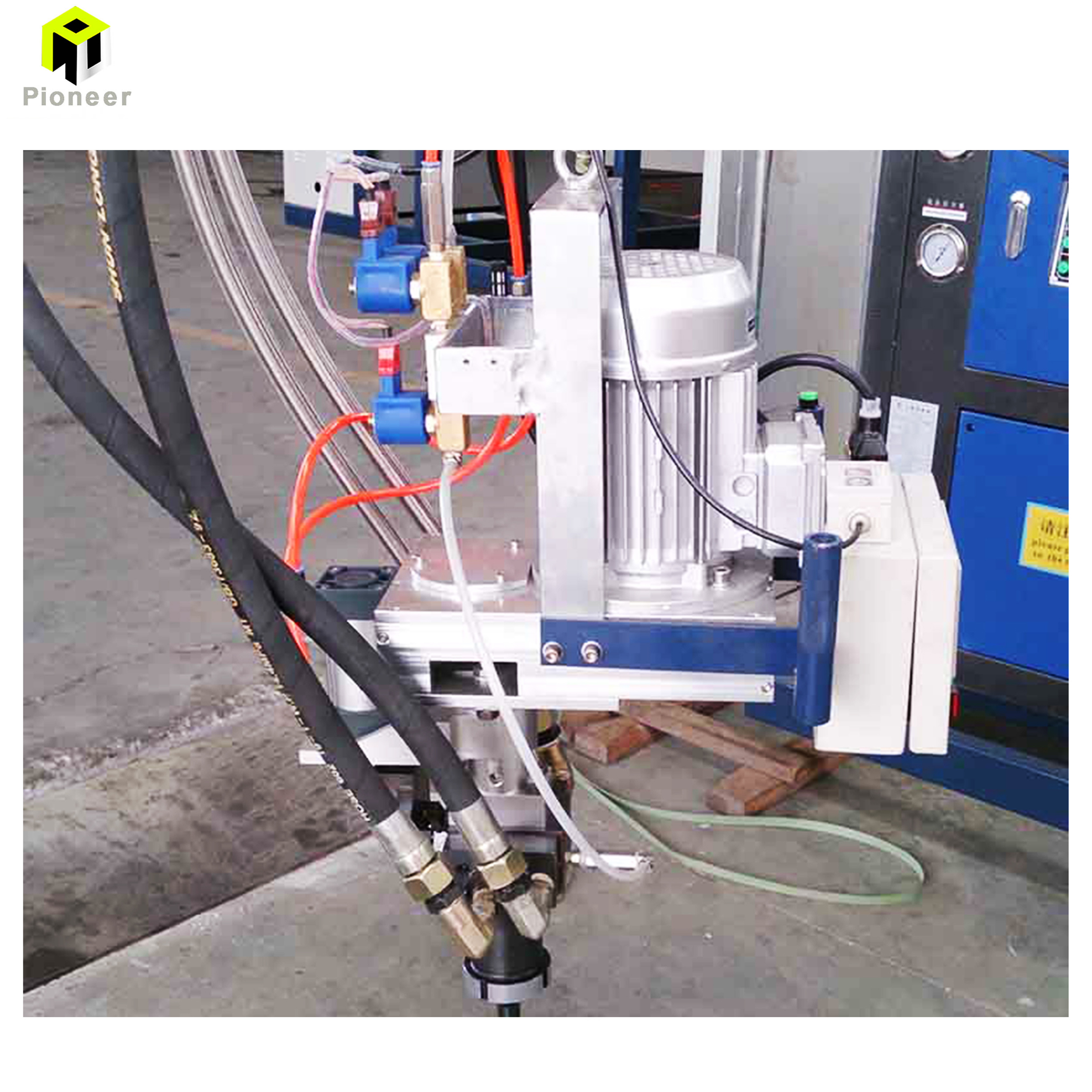 Polyurethane PU Foam Pouring Low Pressure Machine For 3D Decorative Wall Panel Making