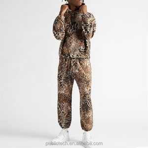 Custom  hip hop streetwear oversized leopard print set tracksuit for men