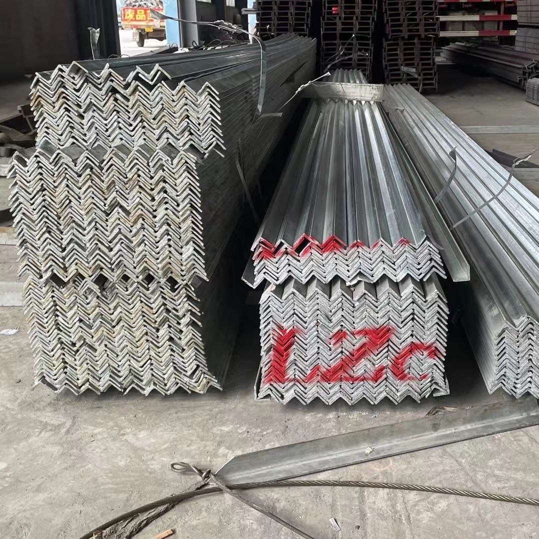 High Strength Hole t Angle Iron With Holes Hot Dip Galvanization Steel