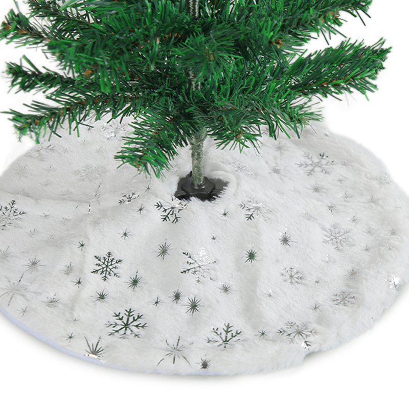 Puindo Customized 16inch White Plush Xmas Tree Skirt with Snowflake Holiday Party Christmas Decoration