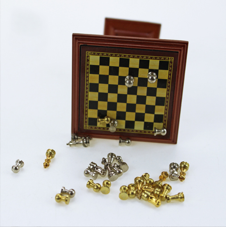 1/6 1/12  Doll House Simulation Miniature Mini Chess table model Decor