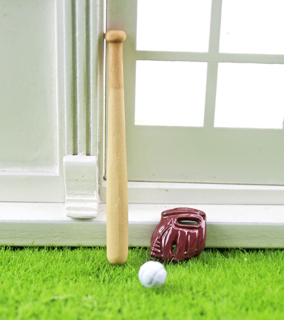 3pcs/Set 1/6 1/12  Doll House Simulation Miniature Mini Baseball bats model Decor