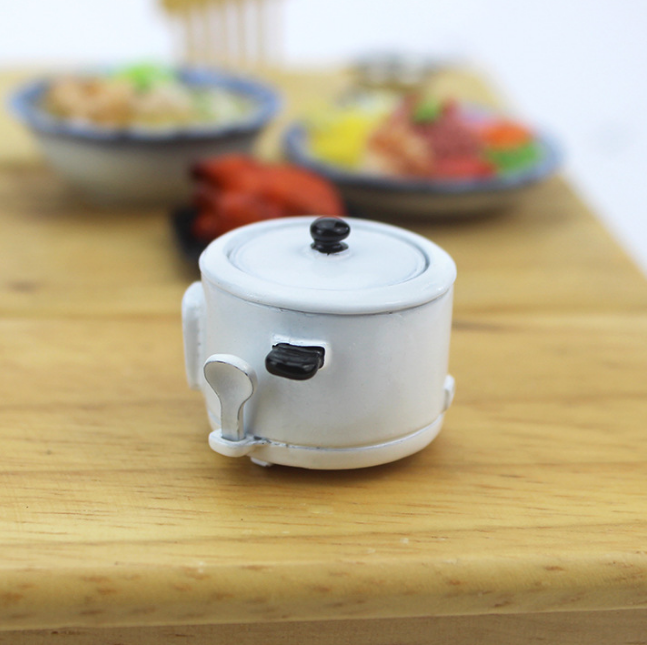 1/6 1/12  Doll House Simulation Miniature Mini Electric rice cooker model Decor