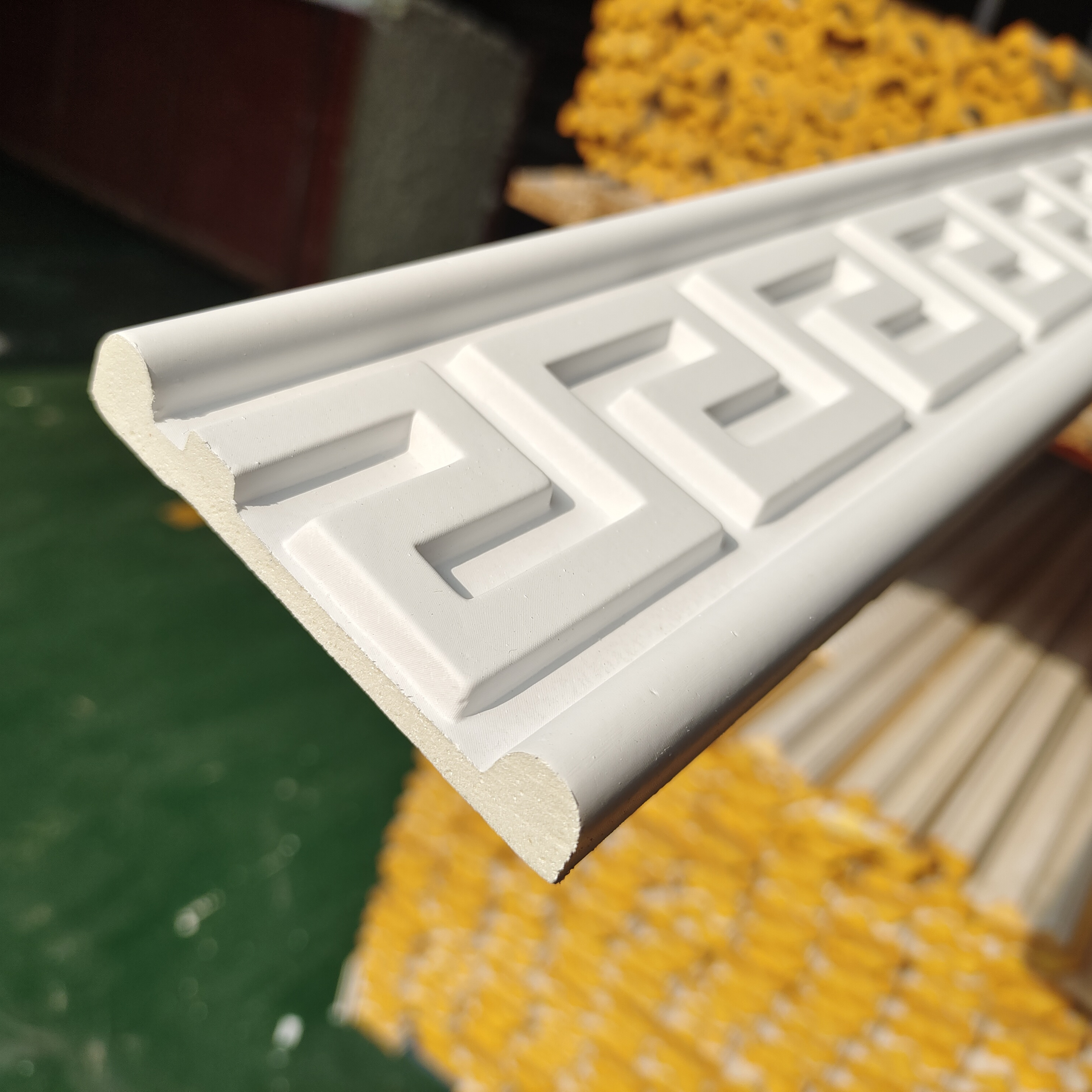 2023 Polyurethane Cornice Moulding Pu Flat Crown Moulding Decoration Ceiling Mould