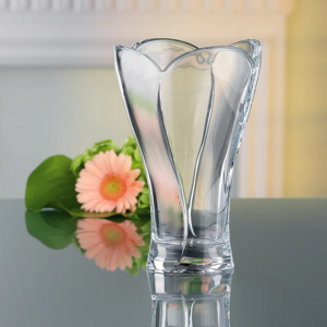 Art Glass Vase Modern Luxury Home Decor Table Centerpieces High-End Green Color Crystal Vases