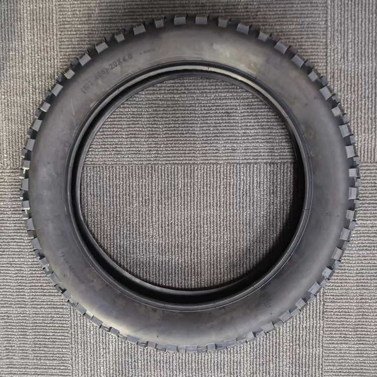 China Manufacturer Fat Tire Tube 20x3 26x4.0 24x3.0 24x4.0 20x4.0 26x3.0 Bicycle Spare Parts Bike Tyres and Tubes