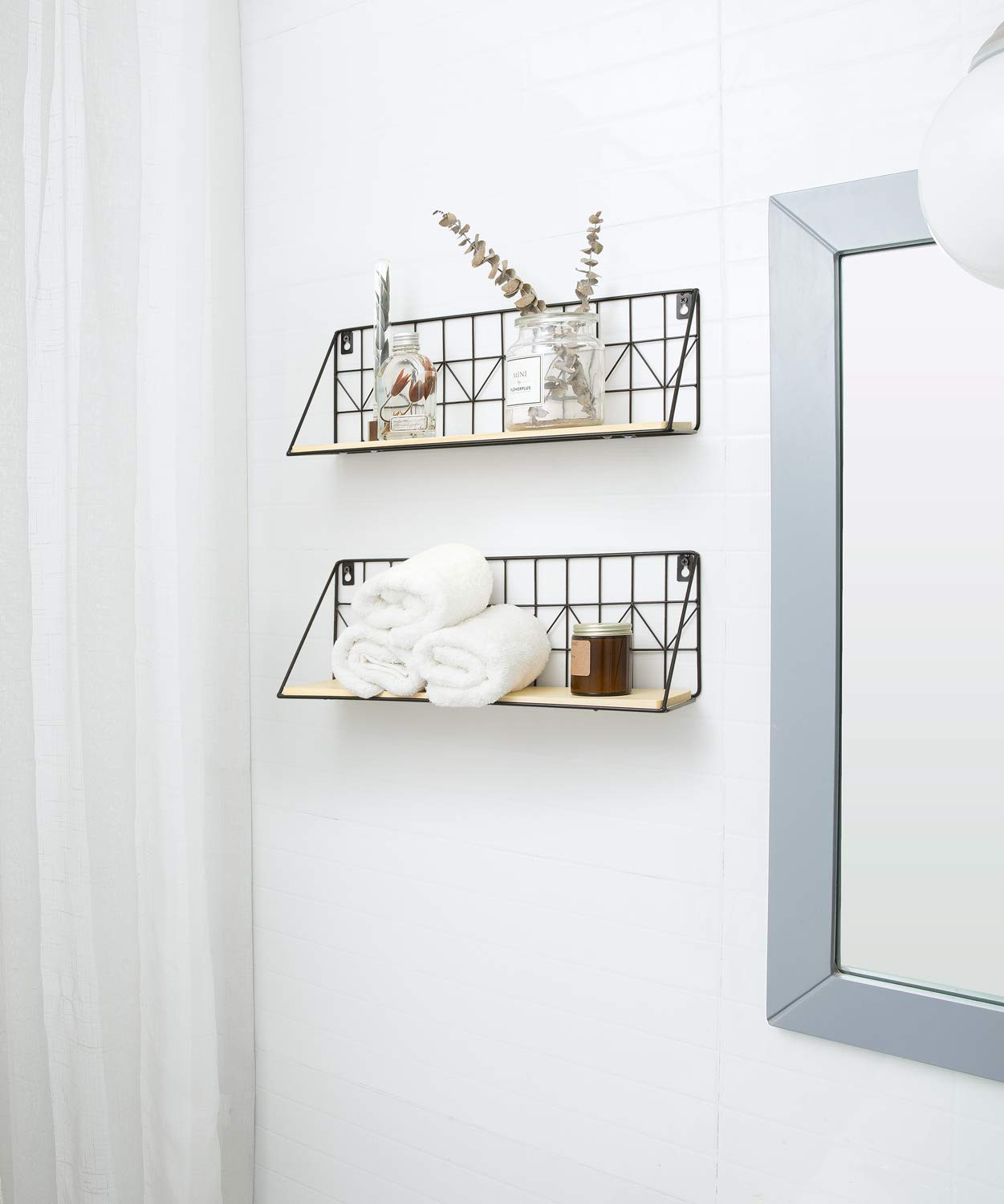 Hot Selling Wall-Mounted Metal Storage Rack Wall Iron Wire Floating Shelf for Living Room