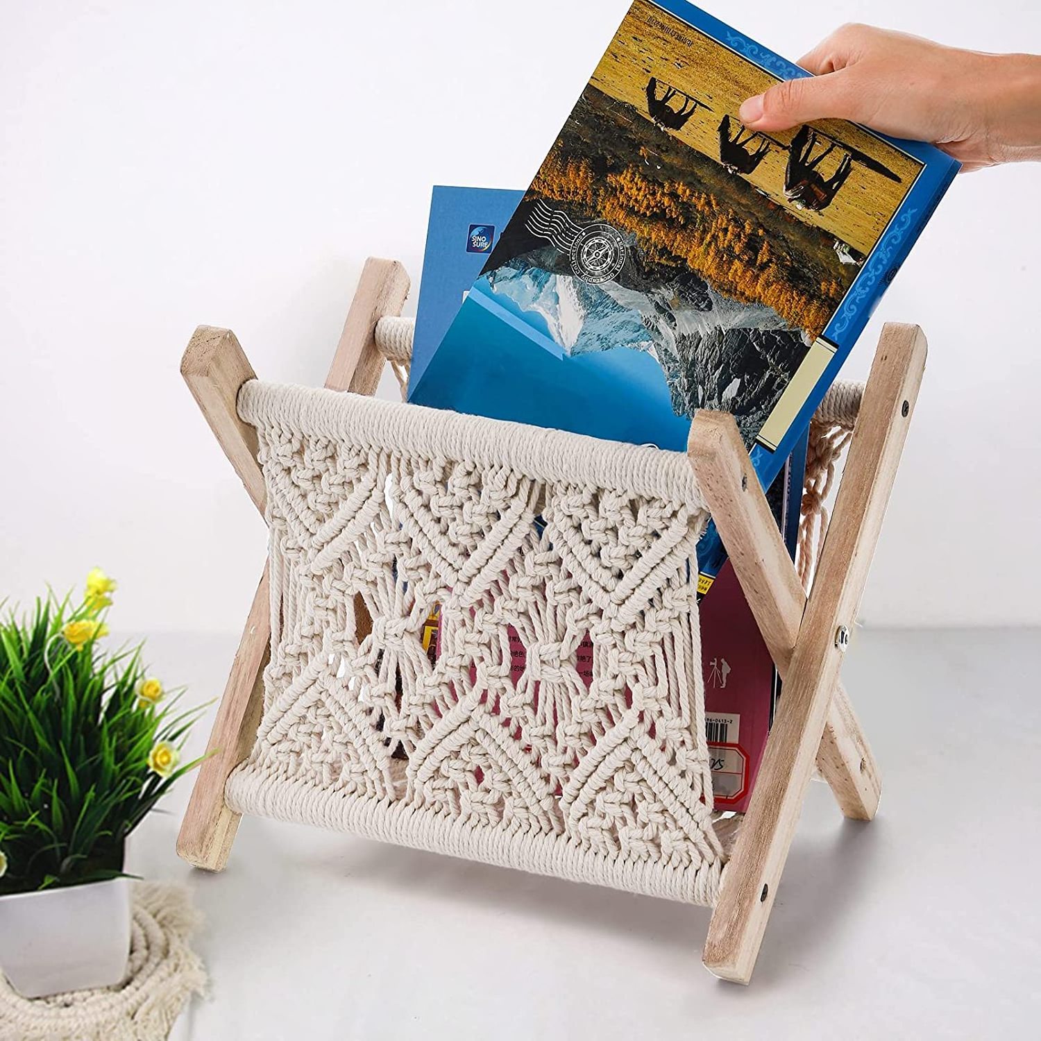 PUSELIFE Magazine Rack Small Boho Magazine Holder Storage Basket Standing Rack for Books,