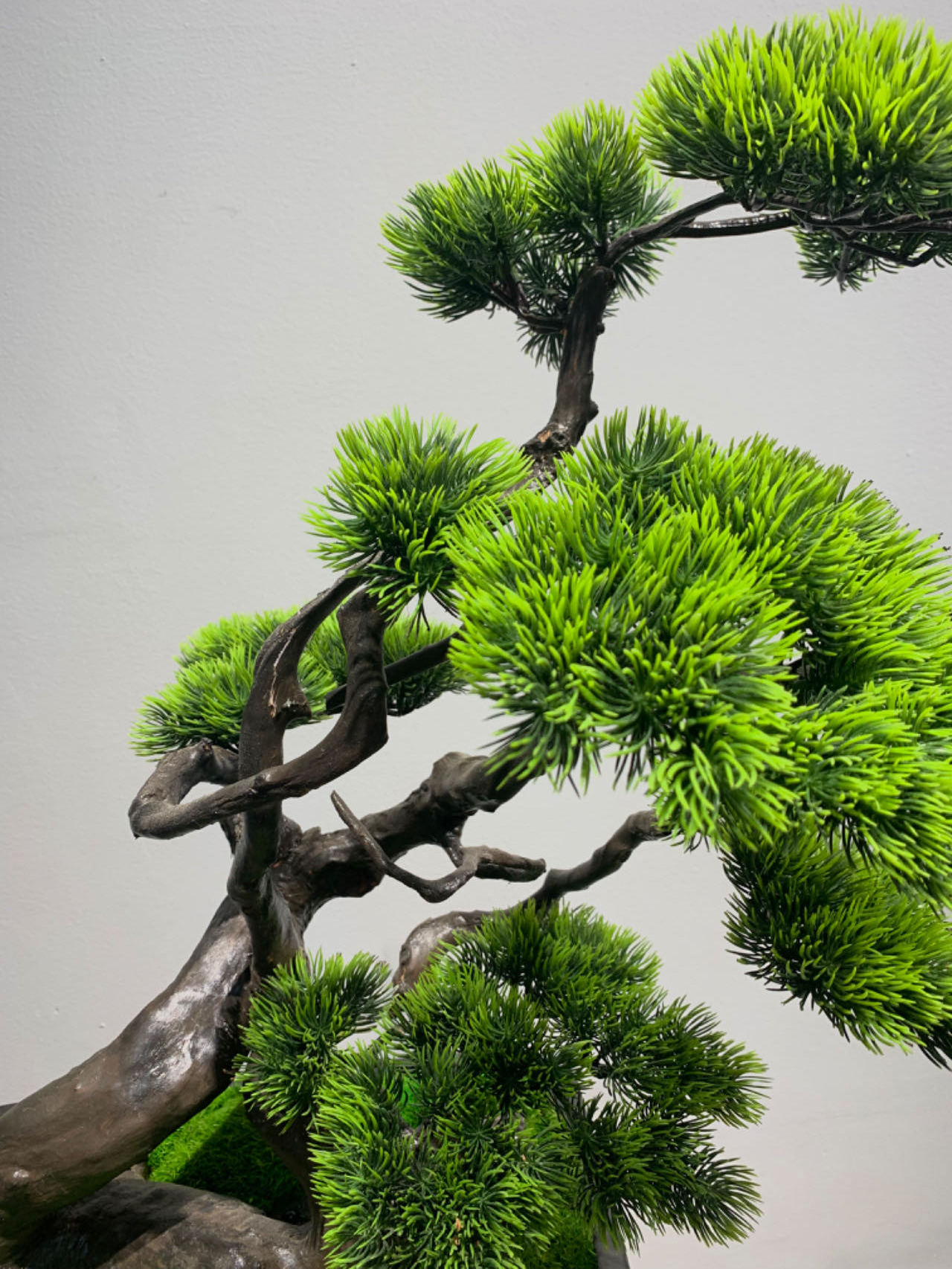 Potted Green Artificial Plants Home Decoration Wood Pine Tree Garden Ornament False Flower Simulation Pine Branches