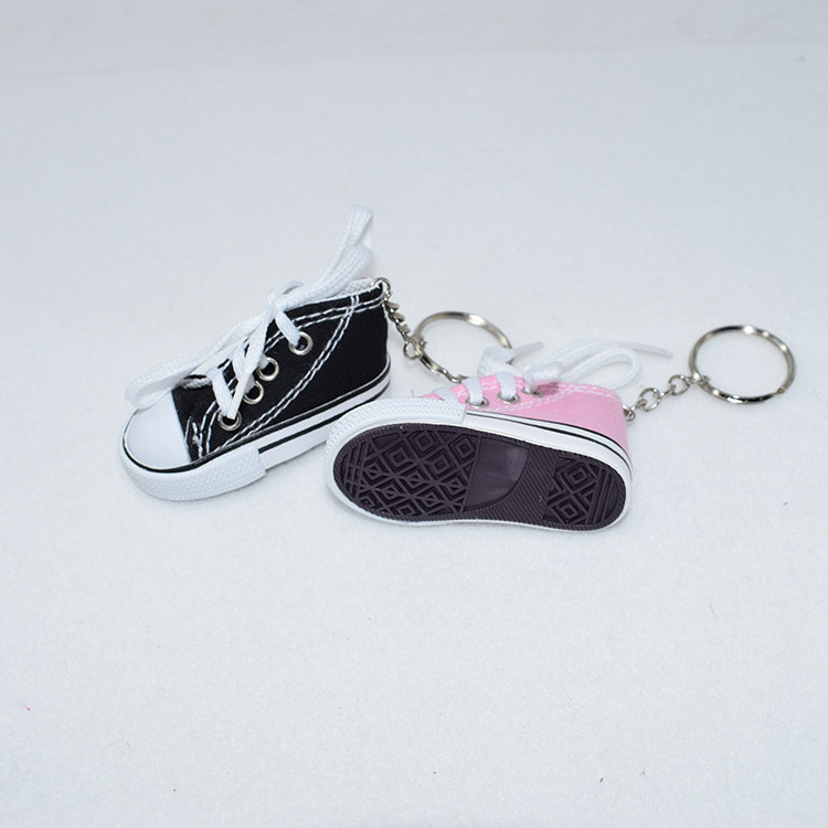 Wholesale Color 3 D Mini Canvas Shoes Key chain Glitter Sneakers Key chain Mixed Color Sneakers Key chain