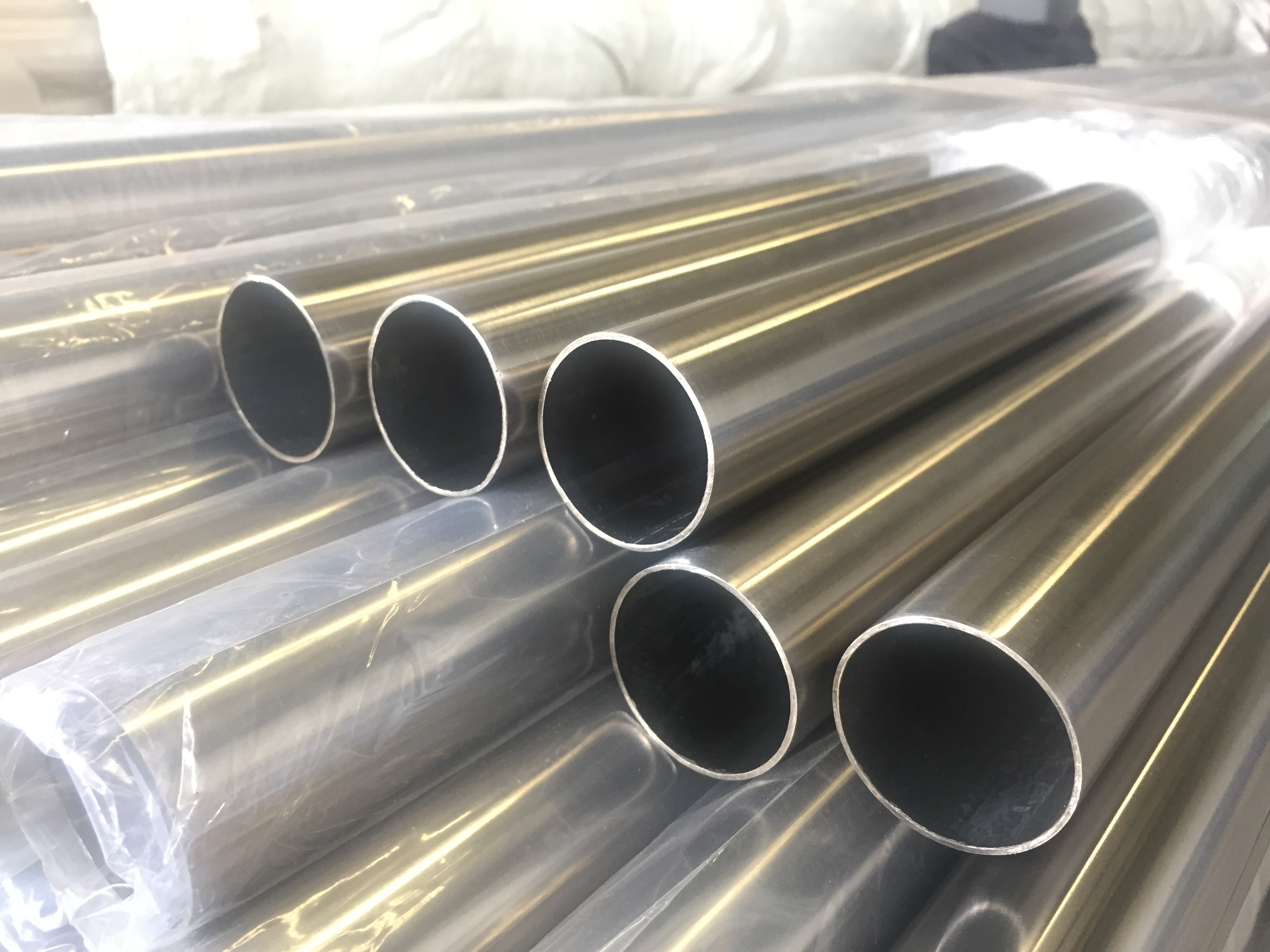 Thin Wall Stainless Steel Round Tube 304 444 S32305 stainless steel tubes Welded Stainless Steel Pipe