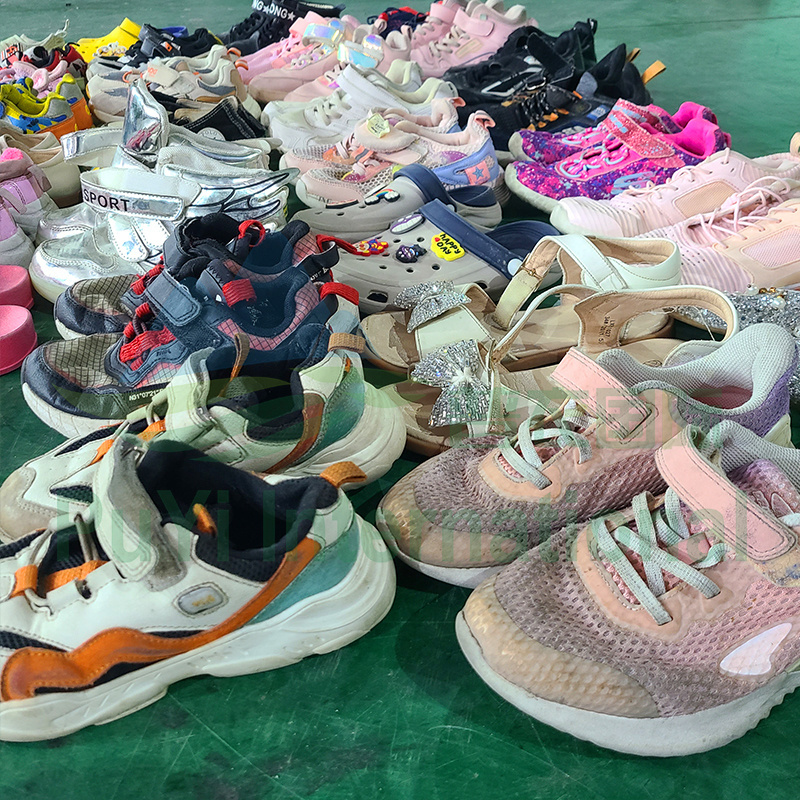 KINGAAA First Grade mixed kids used shoes bales 25kg 50kg Children Sneaker Second hand Shoes in dubai