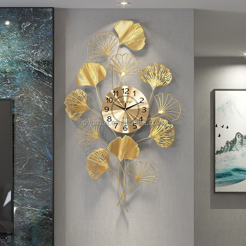 Modern Art Family Restaurant Hotel Decorated Panel Chinese Wall Clock Luxury Home Decor Wall Iron Art with Gold Leaf Metal