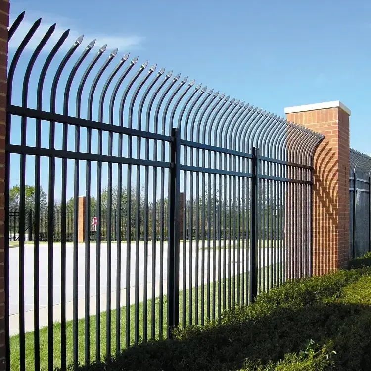 Security Residential Spear Top Curved Fence Black Steel Picket Metal Fence Panel Decorative Wrought Iron Fencing