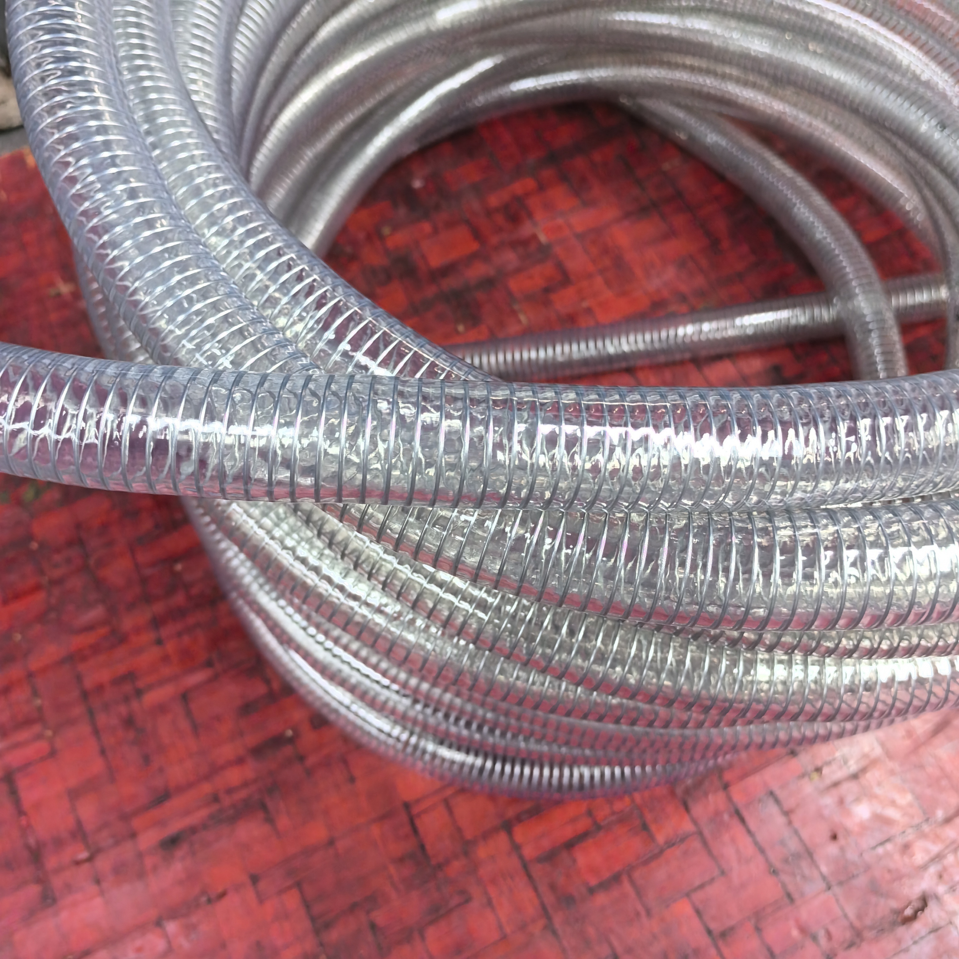 PVC SPIRAL STEEL WIRE REINFORCED HOSE PIPE WITH SPRING FOR SUCTION OF WATER FLUID DUST Factory price 1 2 3 4 inch pvc pipe