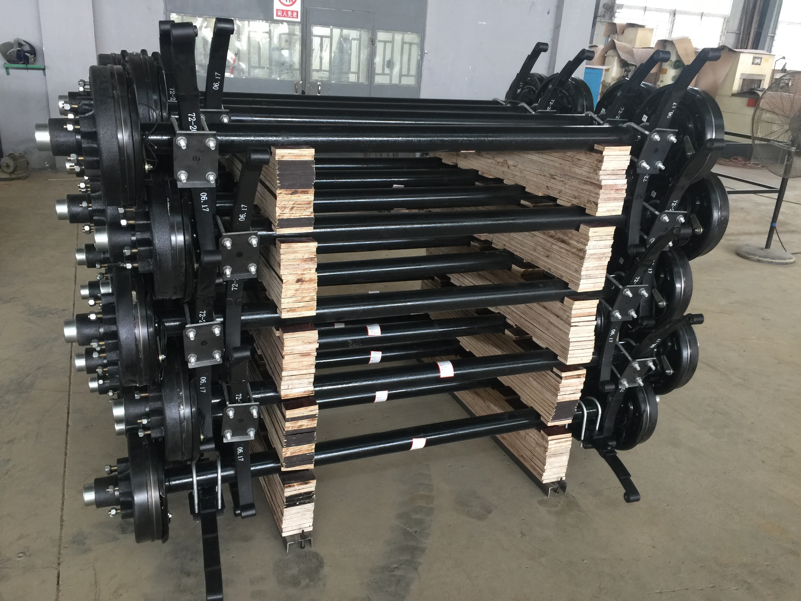 Trailer Axles wholesale 1500kg Square Braked Trailer Axle for Sale